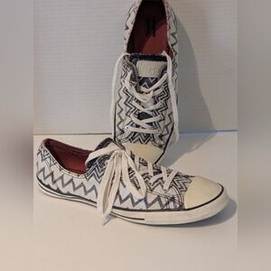 Converse Missoni Womens Sz.10  Sneakers White And Gray